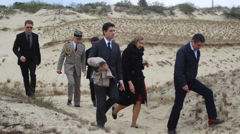 Mirties slėnio vietoje savaitgalį lankėsi Prancūzijos diplomatai ir Neringos atstovai.
