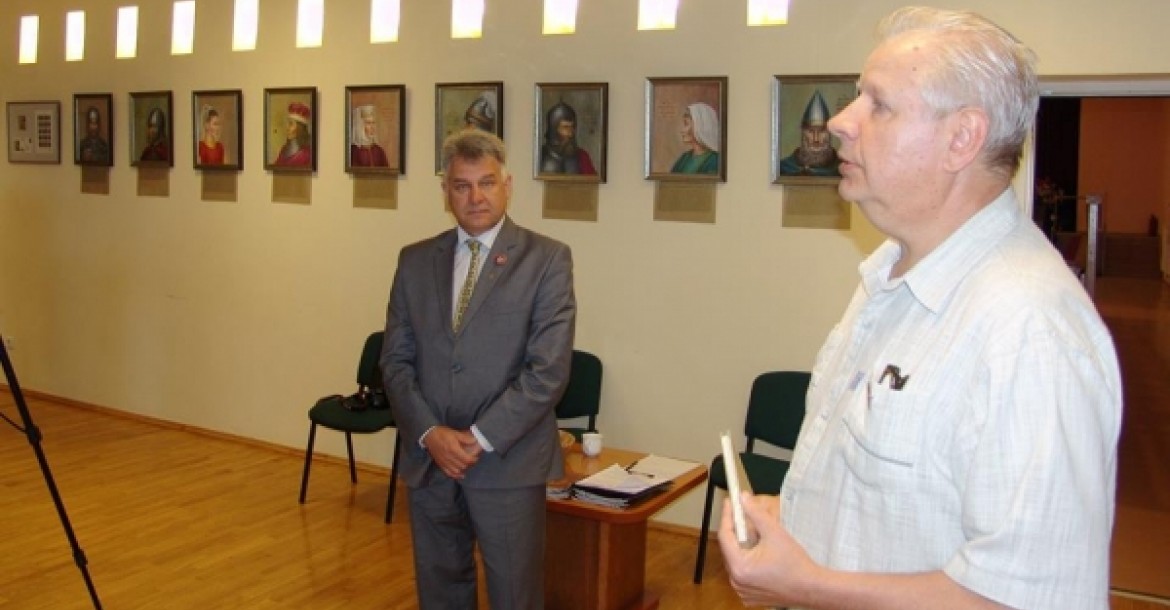 Iš kairės - Antanas Gedvilas ir Artūras Slapšys.